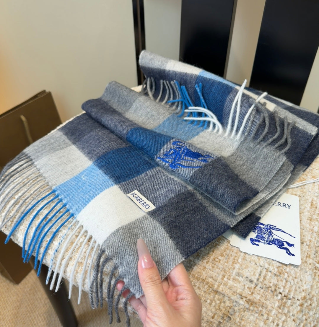 stylish Scarf for men - alternate angle view 6
