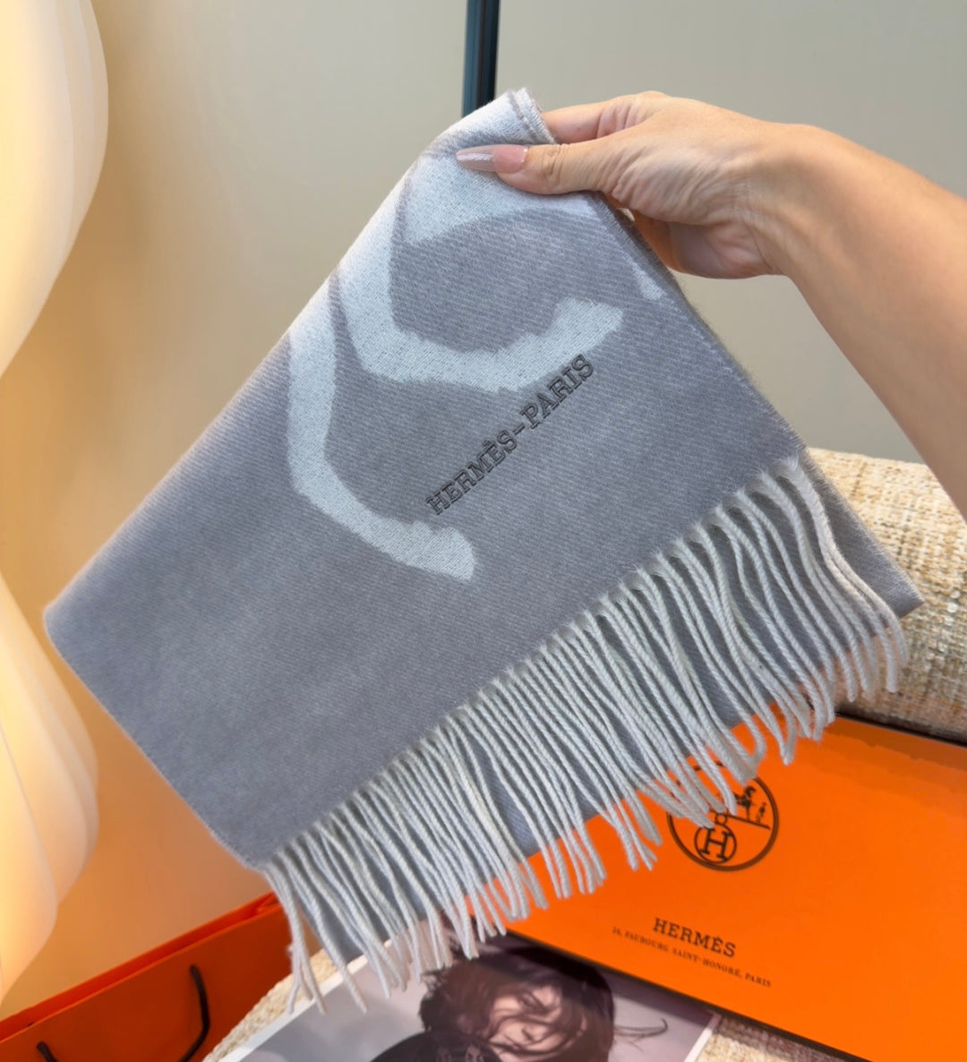 elegant Scarf for unisex couple - alternate angle view 3