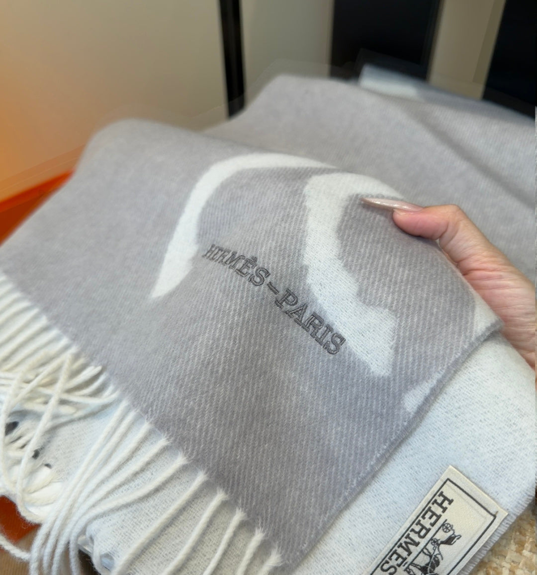 elegant Scarf for unisex couple - alternate angle view 6
