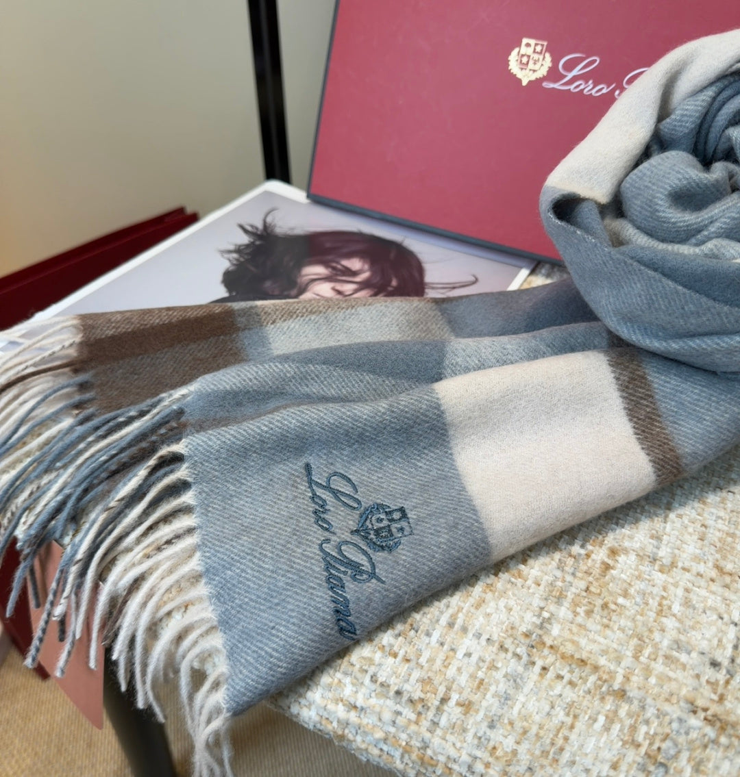 velvet luxury Shawl for women - alternate angle view 8