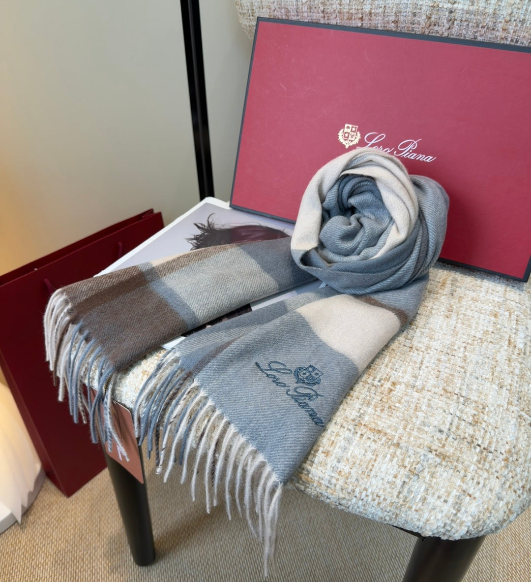 velvet luxury Shawl for women - alternate angle view 7