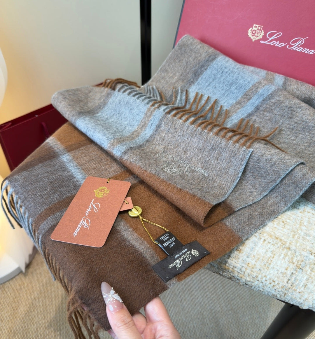 velvet luxury Shawl for women - alternate angle view 6