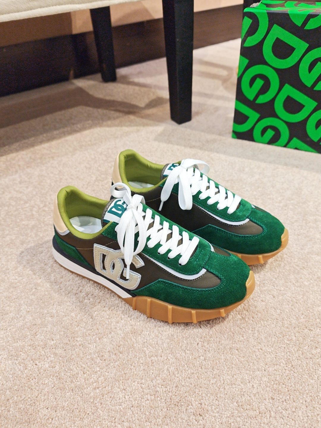 Dolce & Gabbana DG Couple's Athletic Casual Sneakers