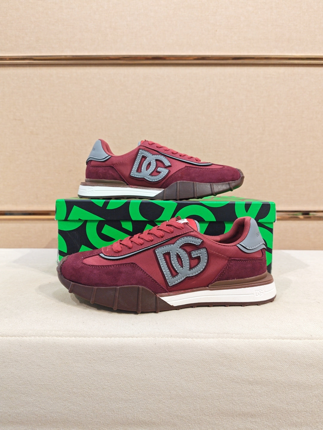 Dolce & Gabbana DG Couple's Athletic Casual Sneakers