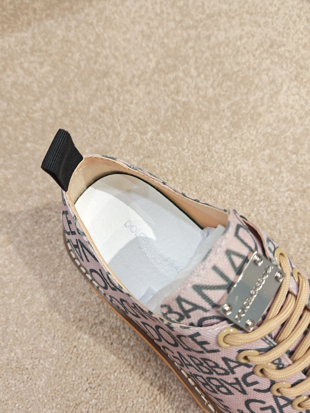 Dolce & Gabbana DG Couple's Athletic Casual Sneakers