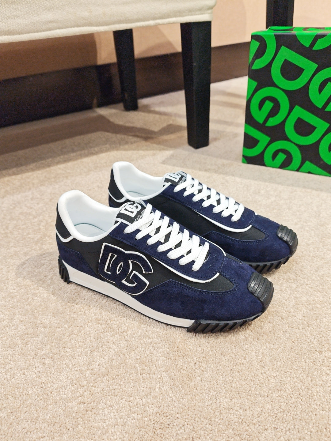 Dolce & Gabbana DG Couple's Athletic Casual Sneakers