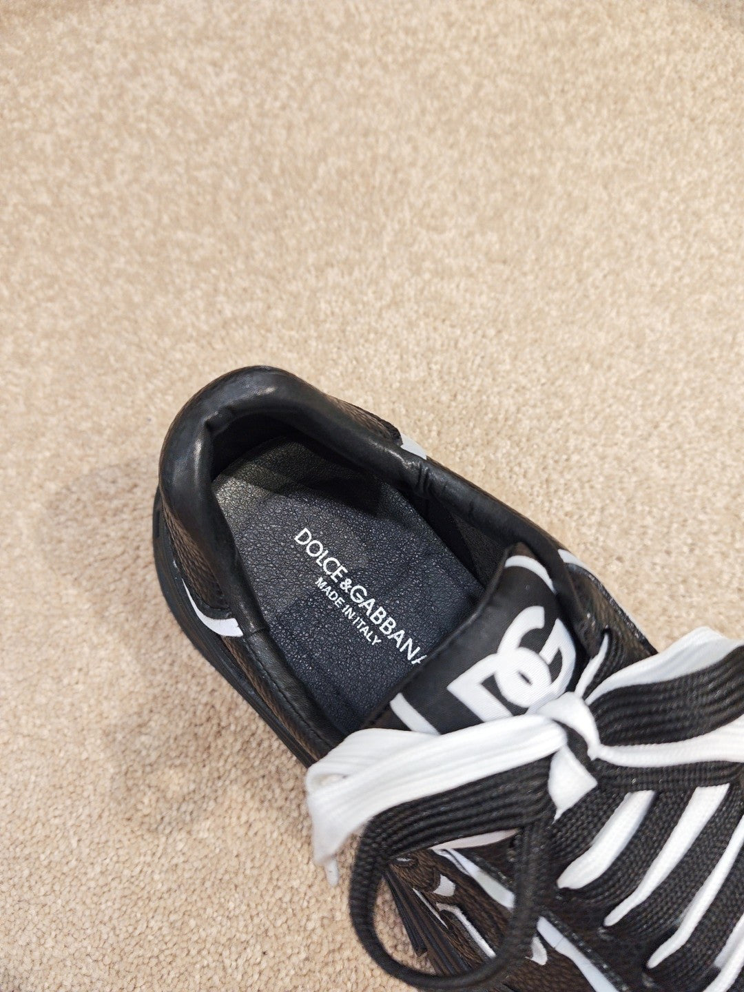Dolce & Gabbana DG Couple's Athletic Casual Sneakers