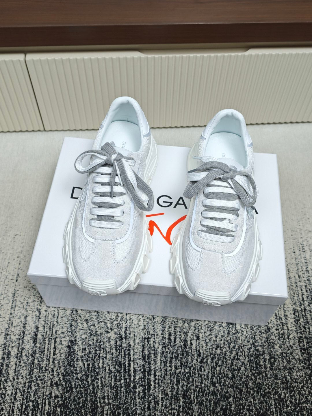 Dolce & Gabbana DG Couple's Athletic Casual Sneakers
