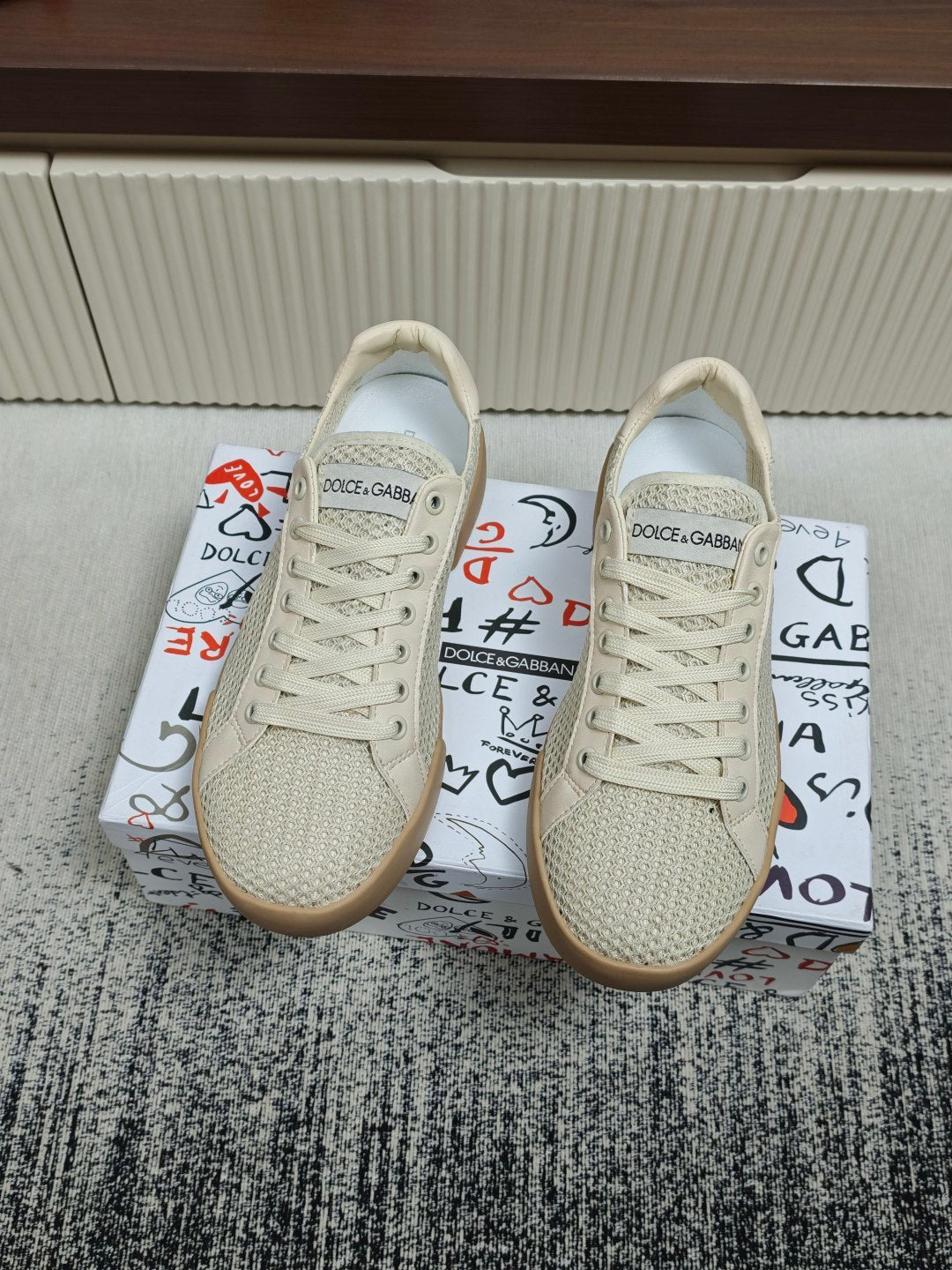 Dolce & Gabbana DG Couple's Athletic Casual Sneakers
