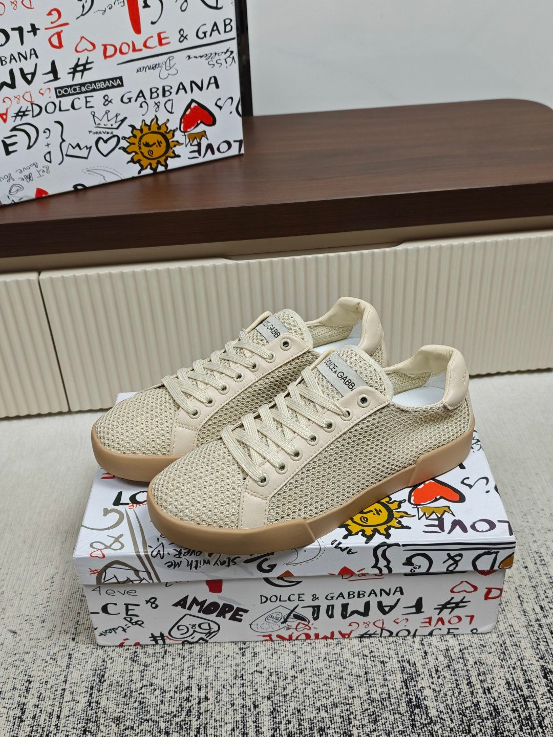 Dolce & Gabbana DG Couple's Athletic Casual Sneakers