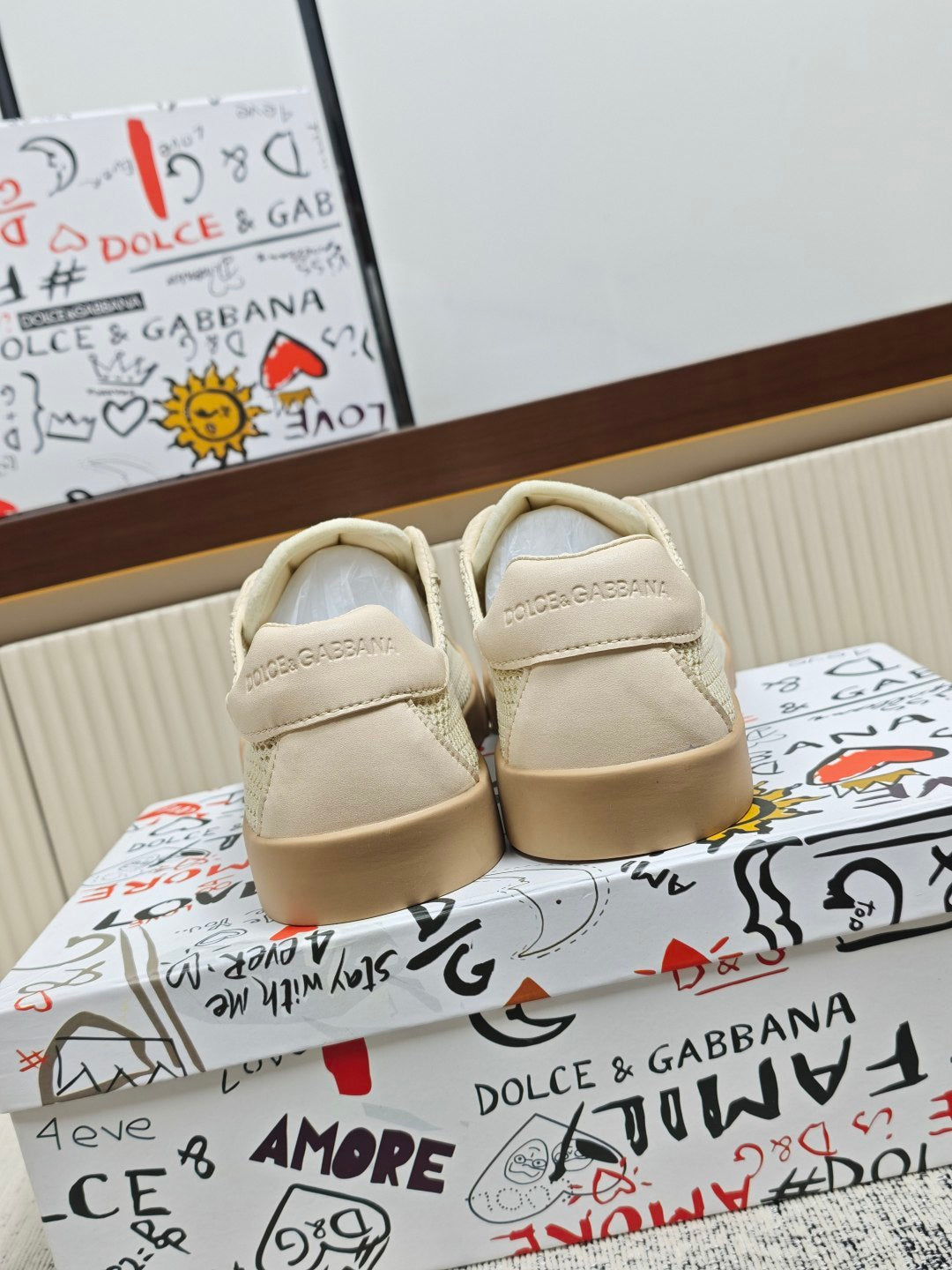 Dolce & Gabbana DG Couple's Athletic Casual Sneakers