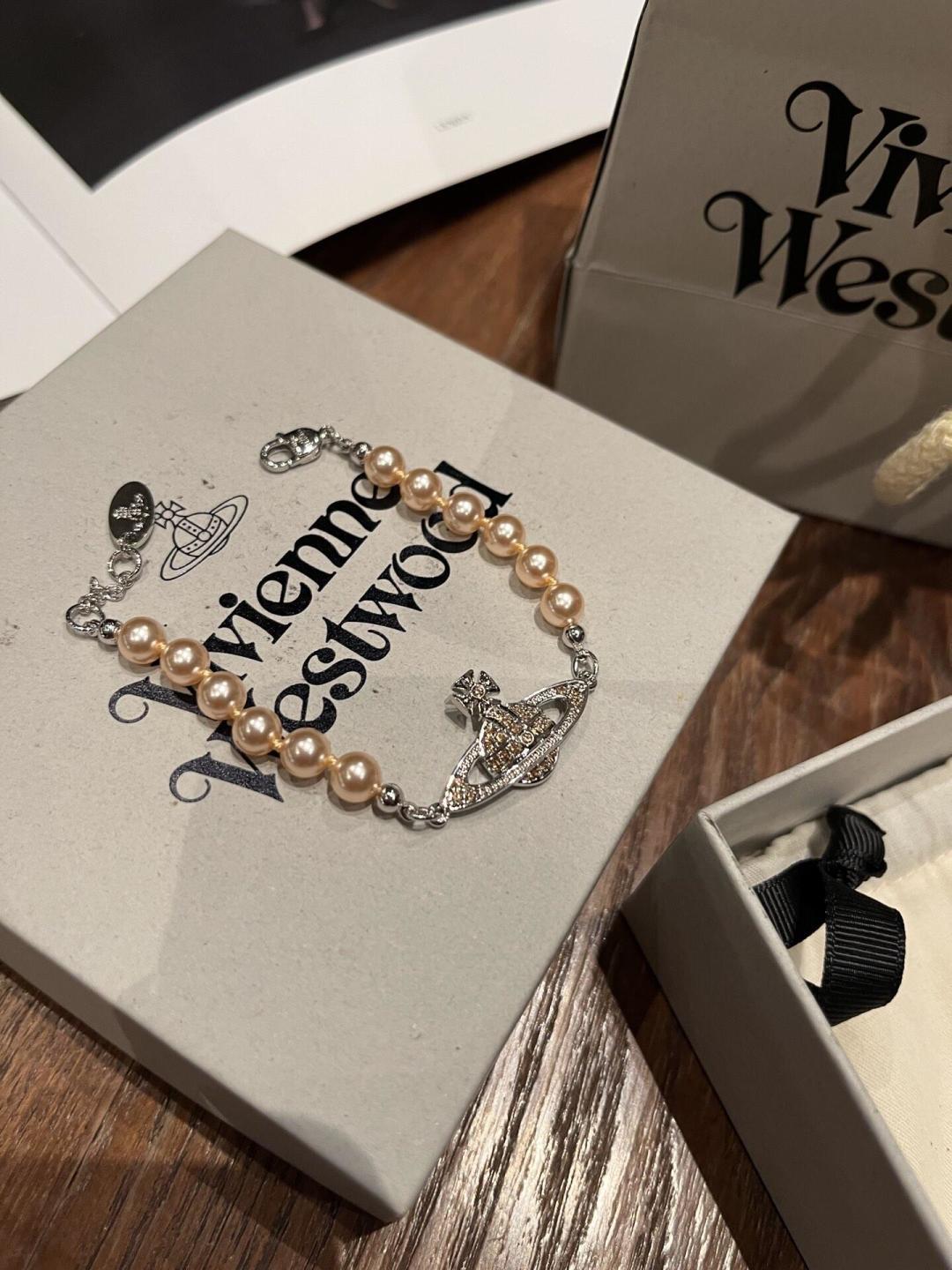 pearl crystal inlaid Bracelet for women - alternate angle view 4