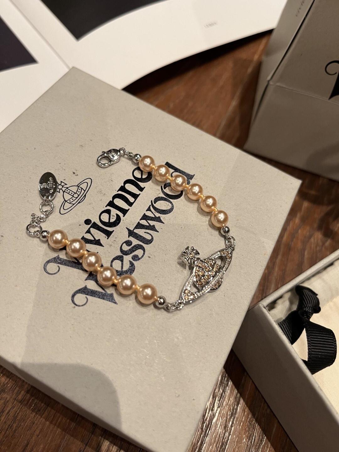 pearl crystal inlaid Bracelet for women - alternate angle view 3