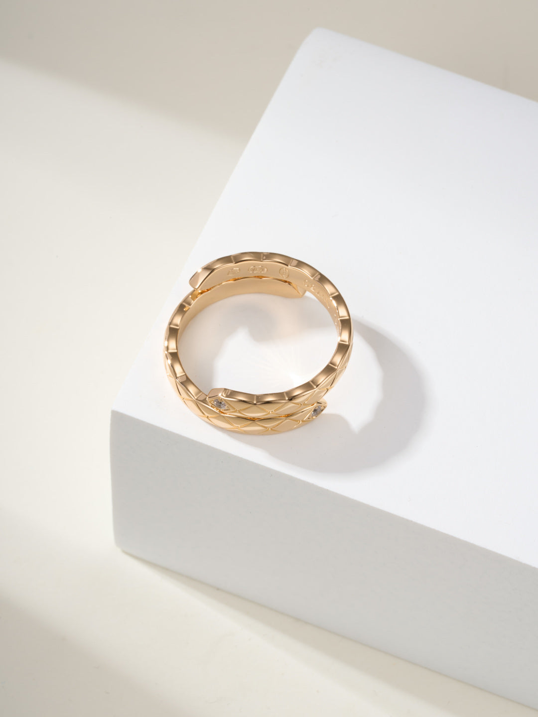 luxury Ring for women - alternate angle view 5
