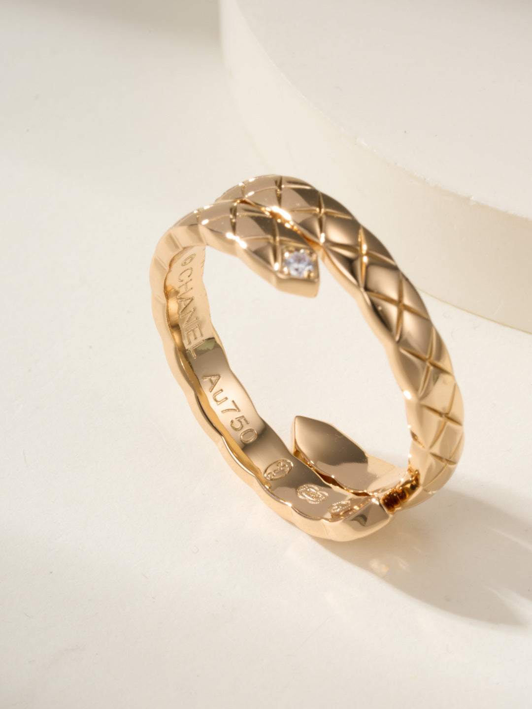 luxury Ring for women - alternate angle view 7
