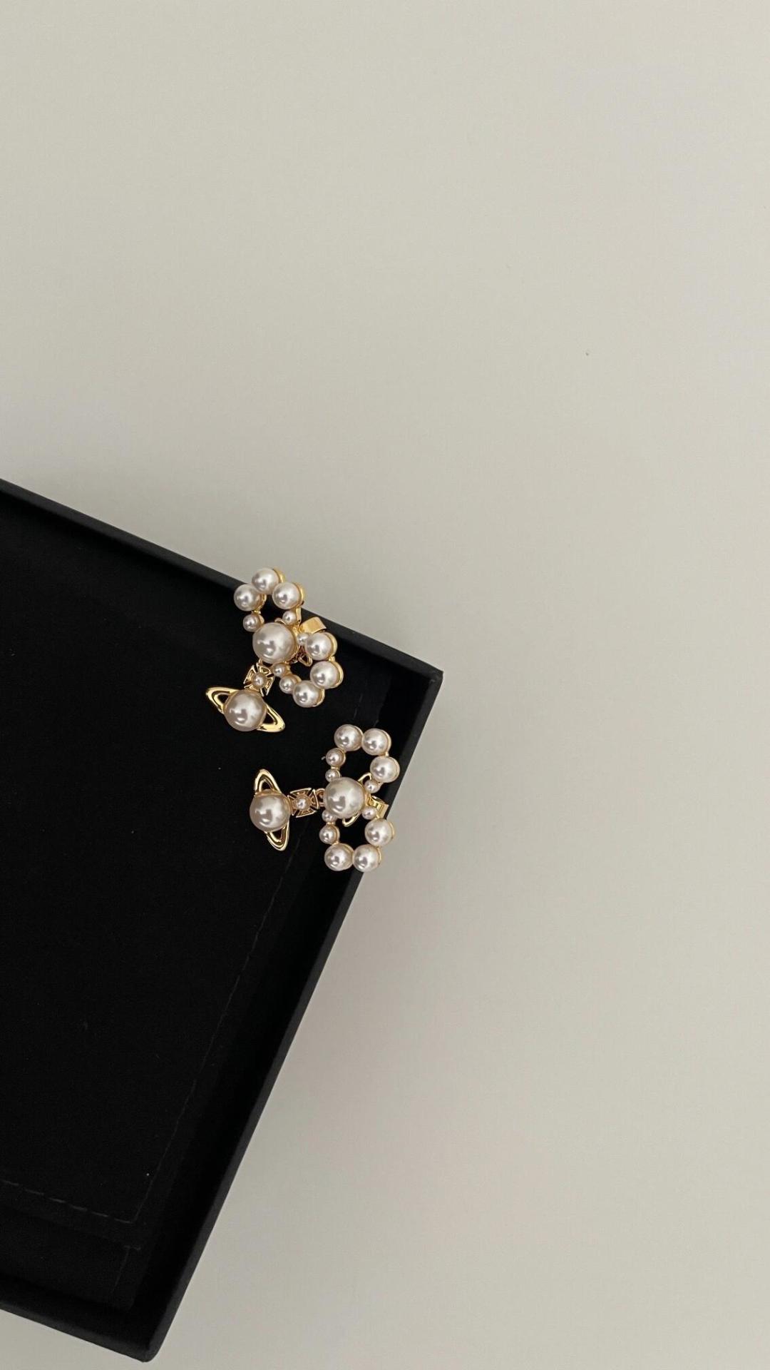 pink pearl Stud Earrings for women - alternate angle view 6