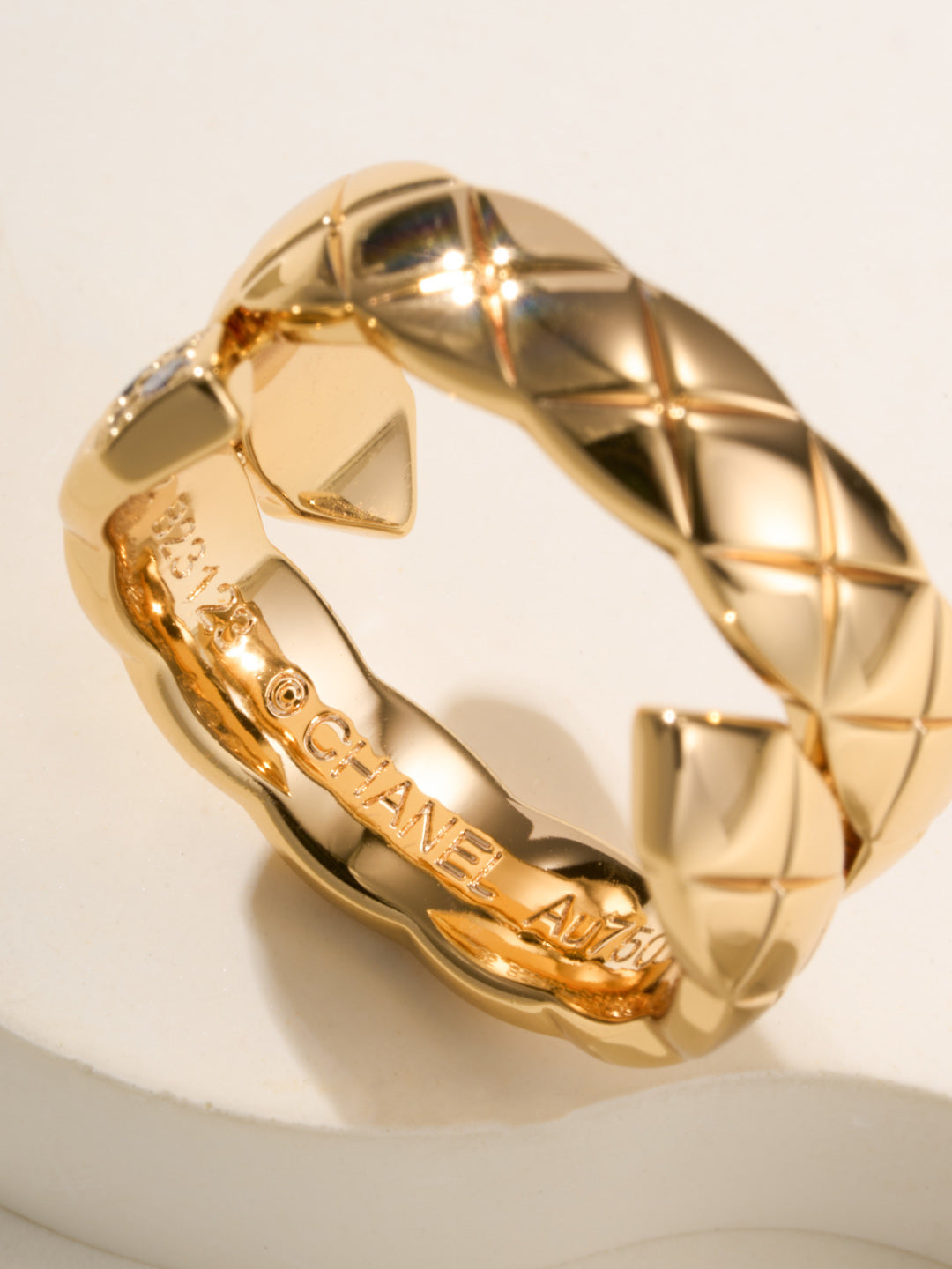 luxury Ring for women - alternate angle view 8