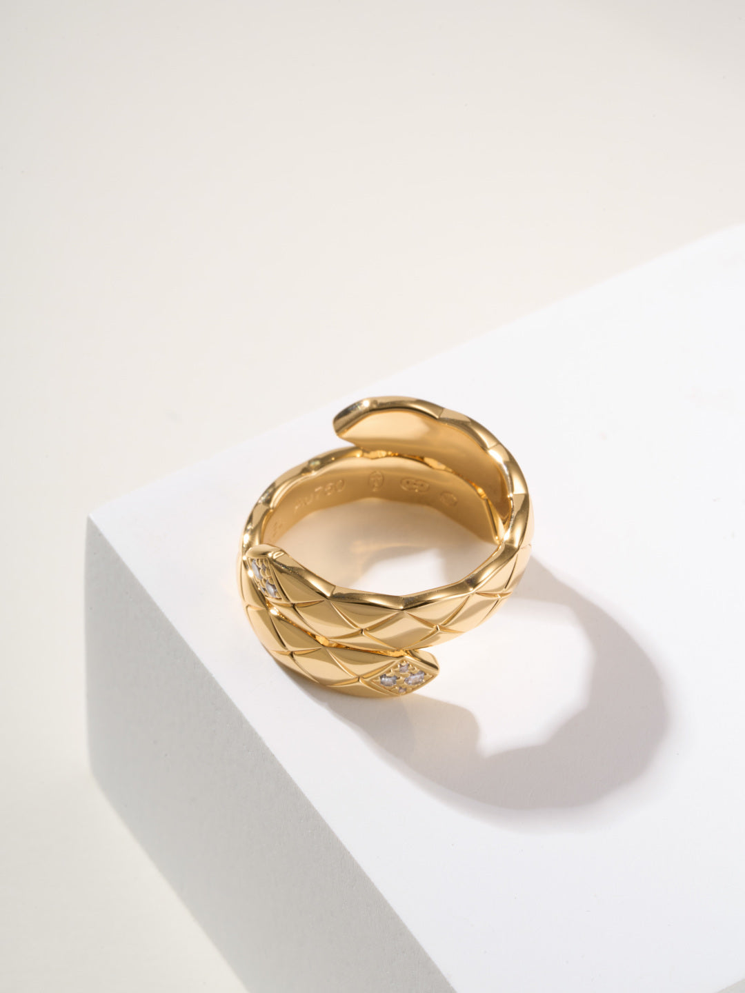 luxury Ring for women - alternate angle view 6
