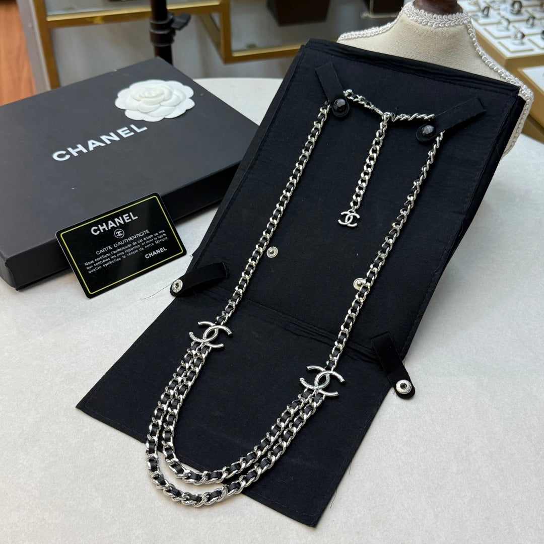black brass chain Sweater for women - alternate angle view 9