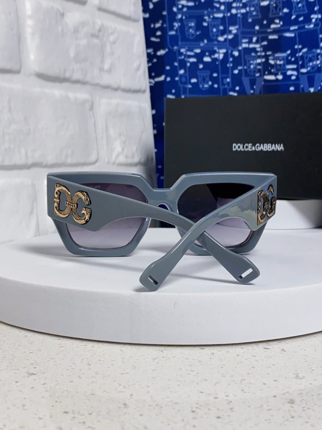 sun Sunglasses for women - alternate angle view 3