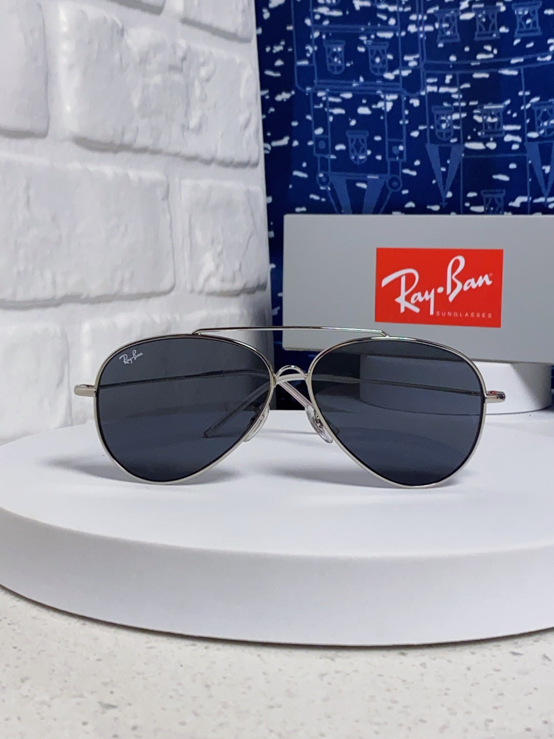 Sunglasses for women - alternate angle view 2