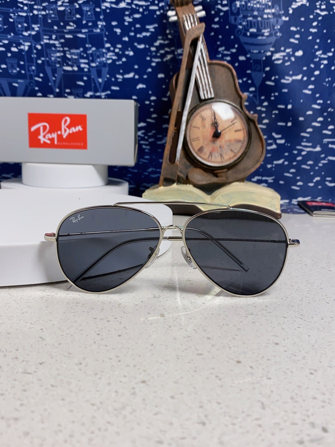 Sunglasses for women - alternate angle view 9