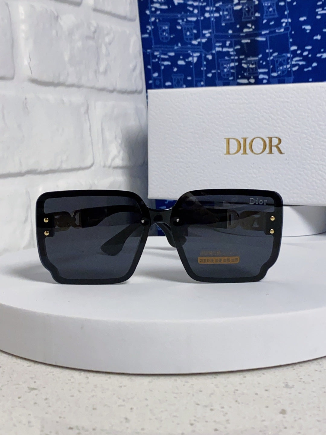 purple sun Sunglasses for men - alternate angle view 2