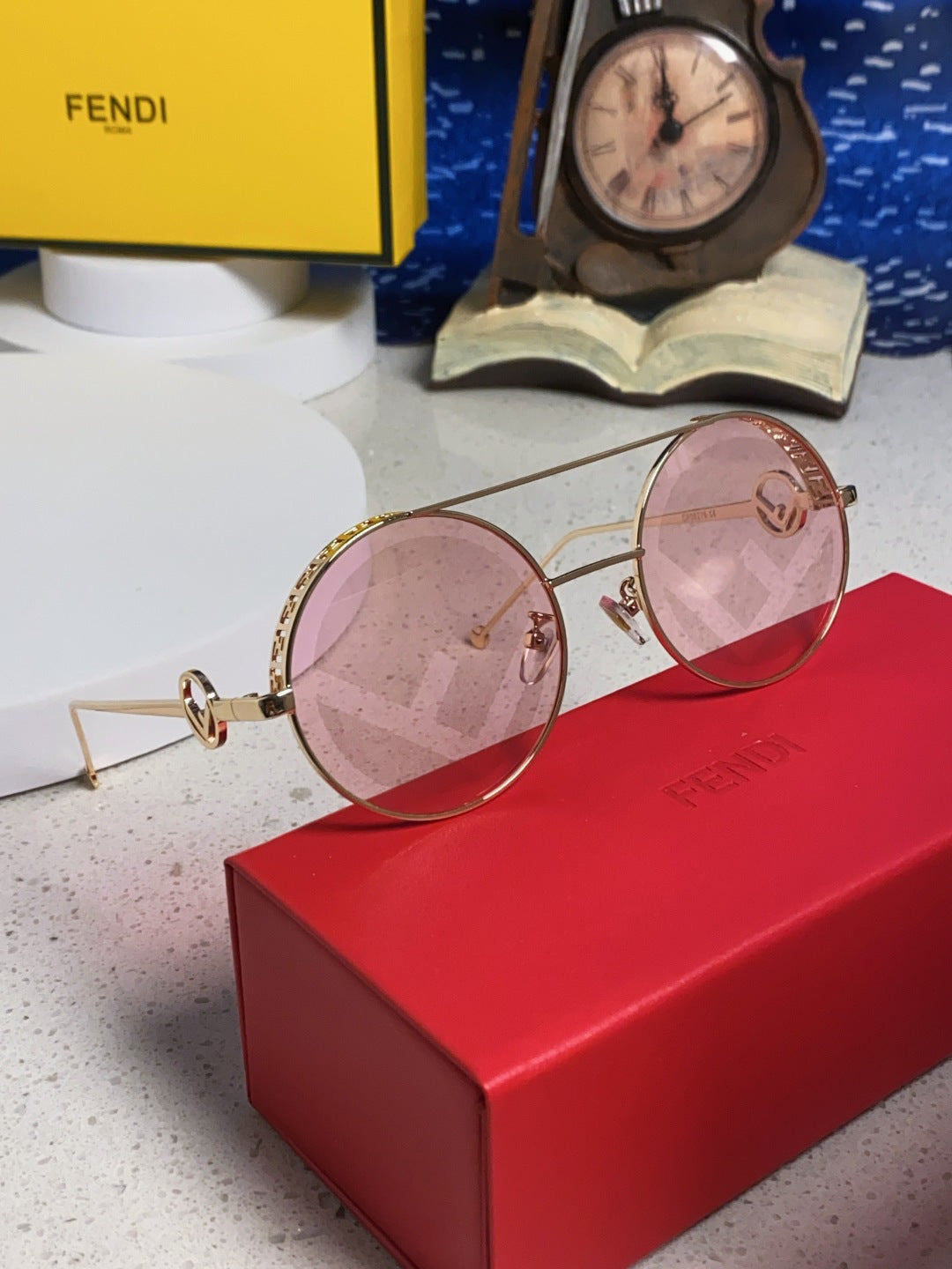 sun Sunglasses for men - alternate angle view 9