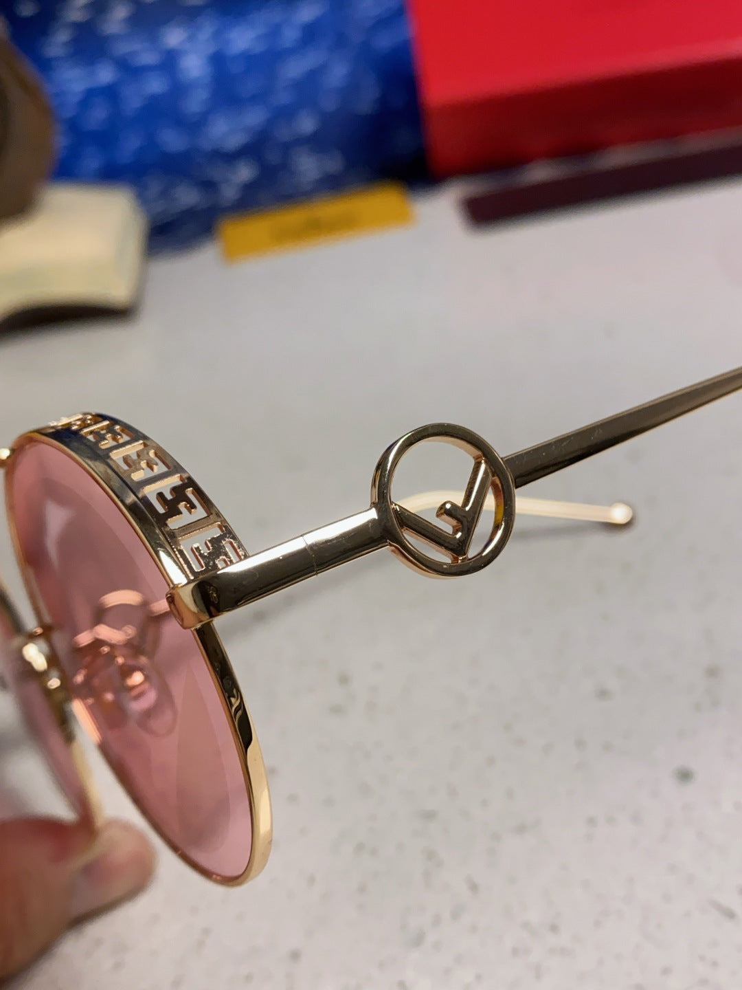 sun Sunglasses for men - alternate angle view 7
