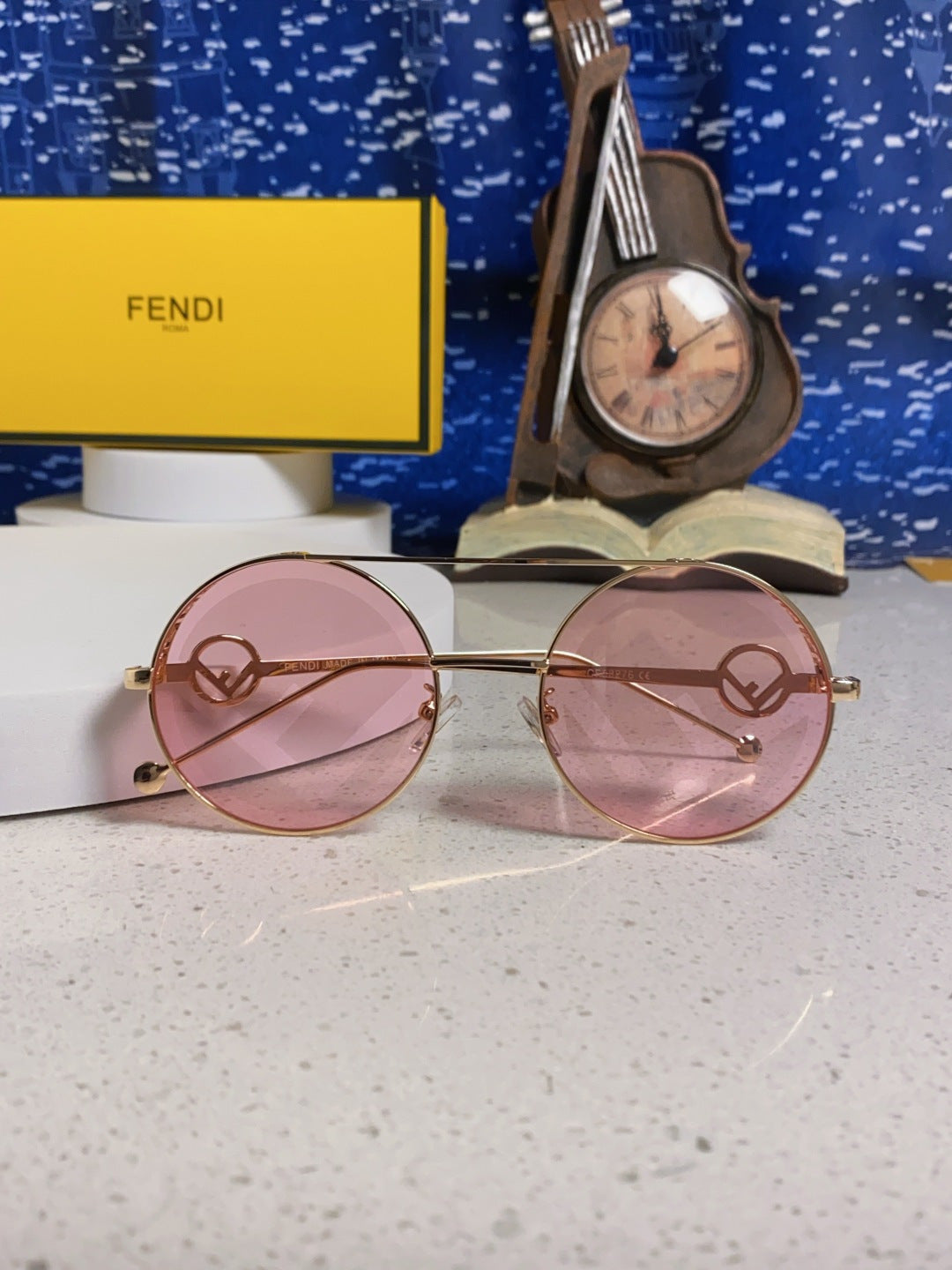 sun Sunglasses for men - alternate angle view 8