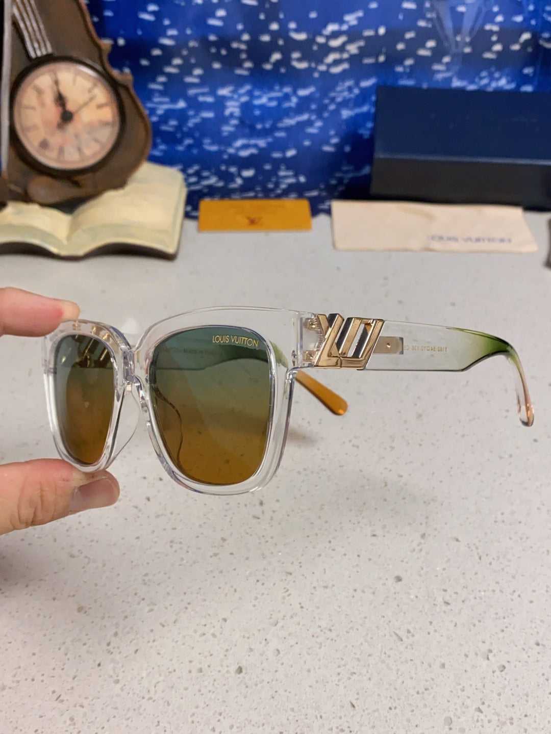 sun Sunglasses for women - alternate angle view 6