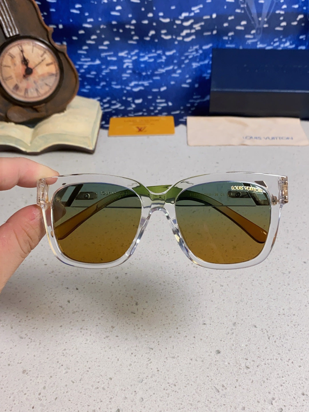sun Sunglasses for women - alternate angle view 4