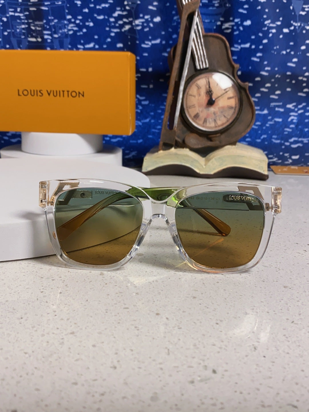 sun Sunglasses for women - alternate angle view 9
