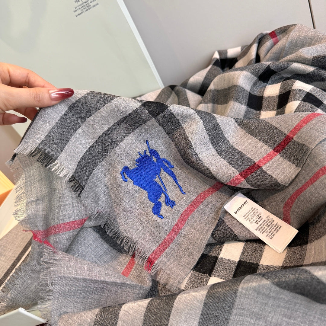 velvet fashion accessory for women - alternate angle view 7