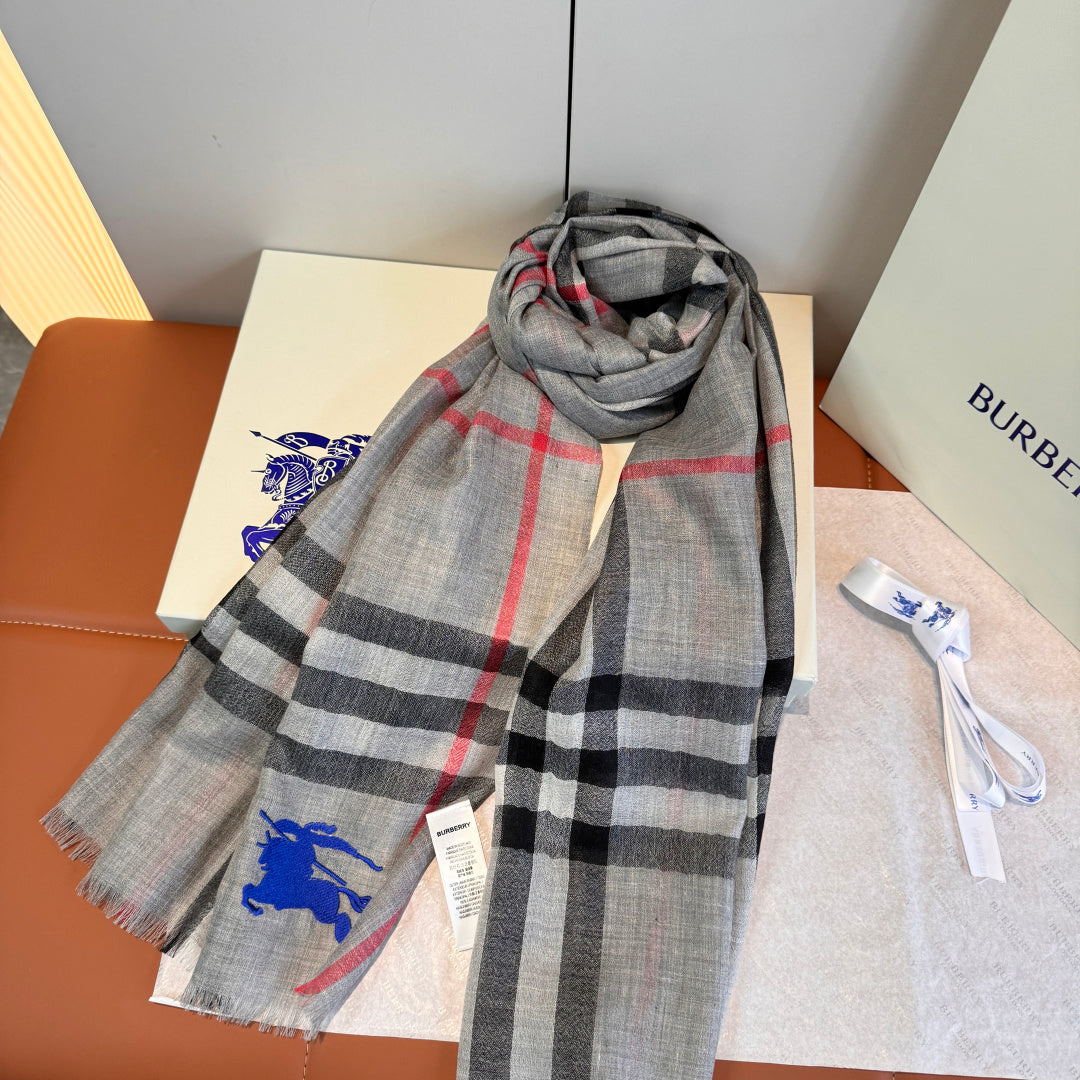 velvet fashion accessory for women - product detail view