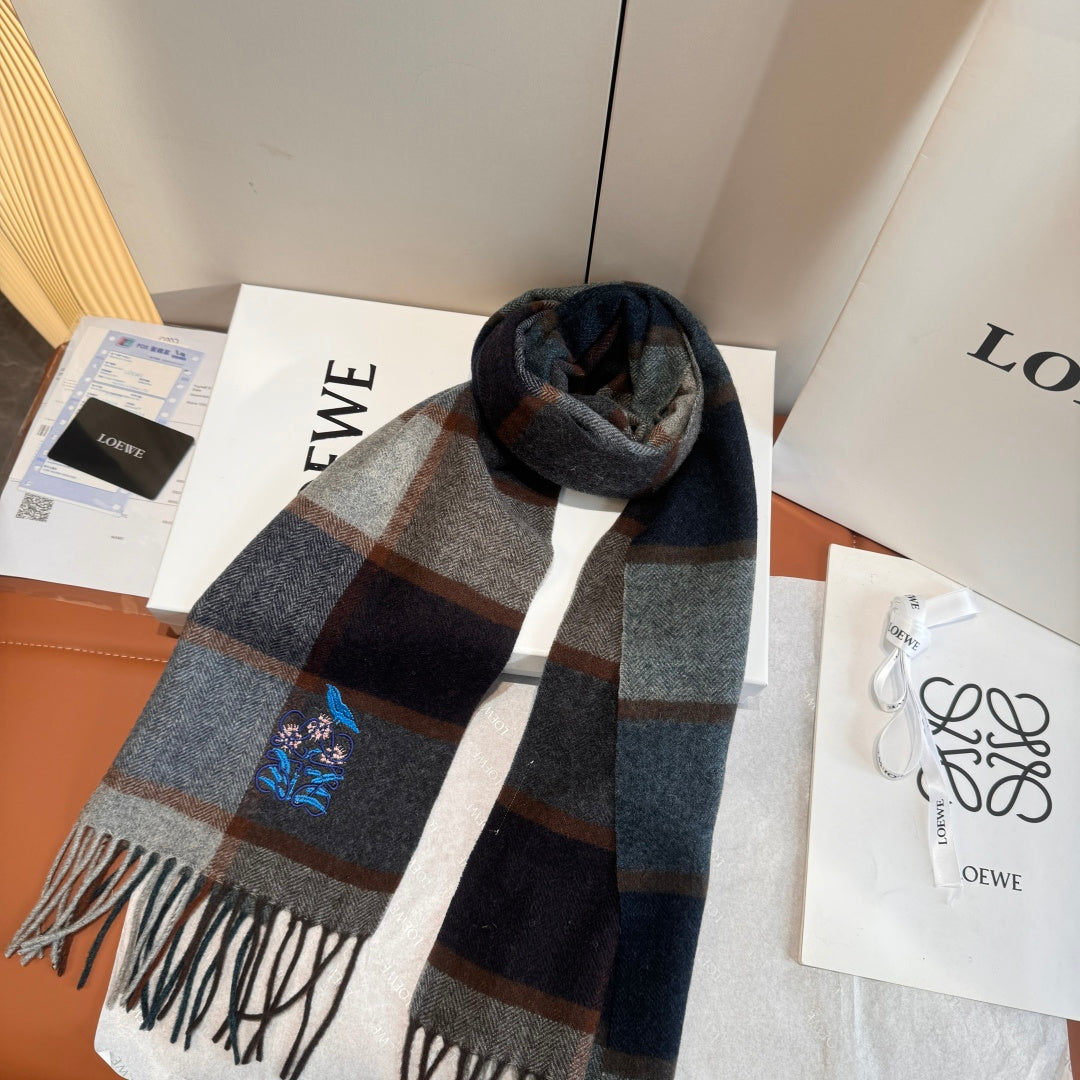 velvet elegant Scarf for unisex couple - alternate angle view 3