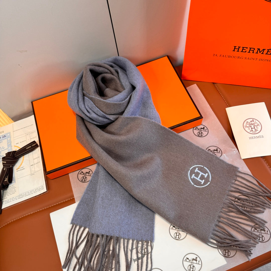 velvet elegant Scarf for unisex couple - alternate angle view 5