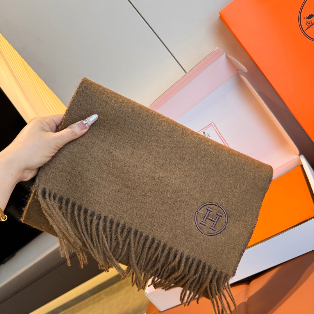 velvet elegant Scarf for unisex couple - product detail view
