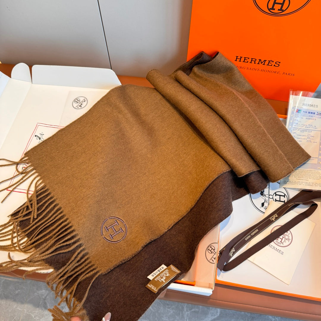 velvet elegant Scarf for unisex couple - alternate angle view 6