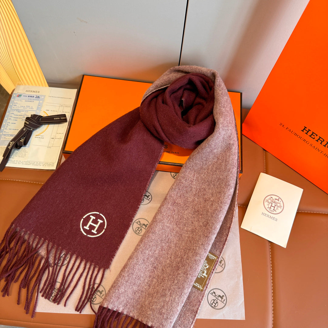 velvet elegant Scarf for unisex couple - alternate angle view 4