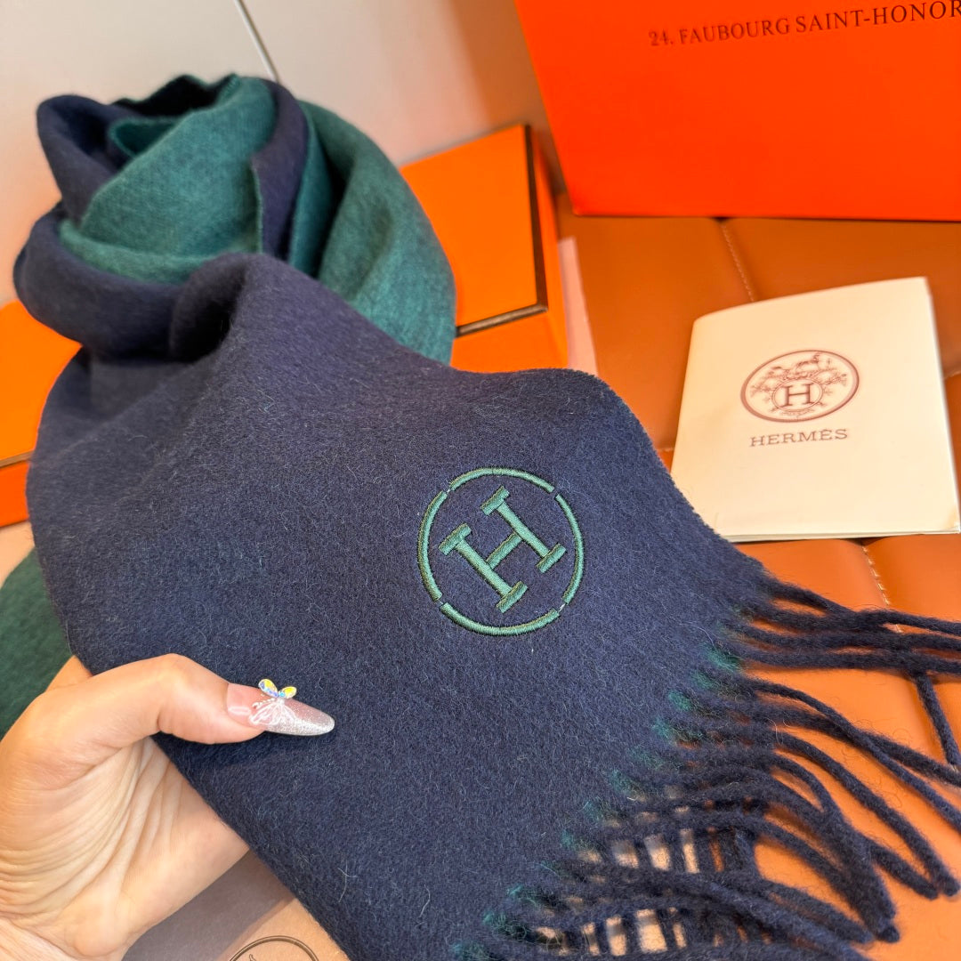 velvet elegant Scarf for unisex couple - alternate angle view 6