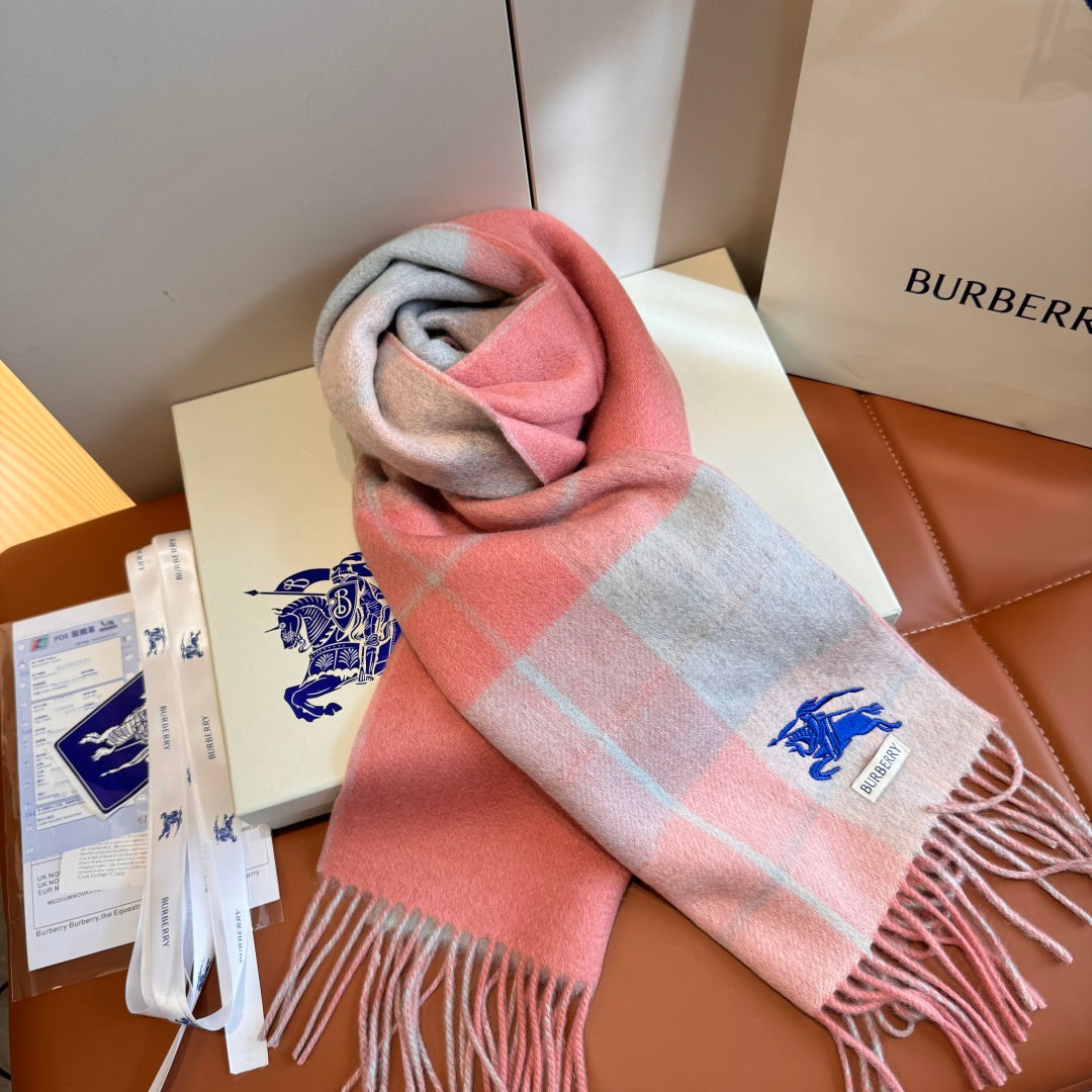wool minimalist Scarf for women - alternate angle view 5