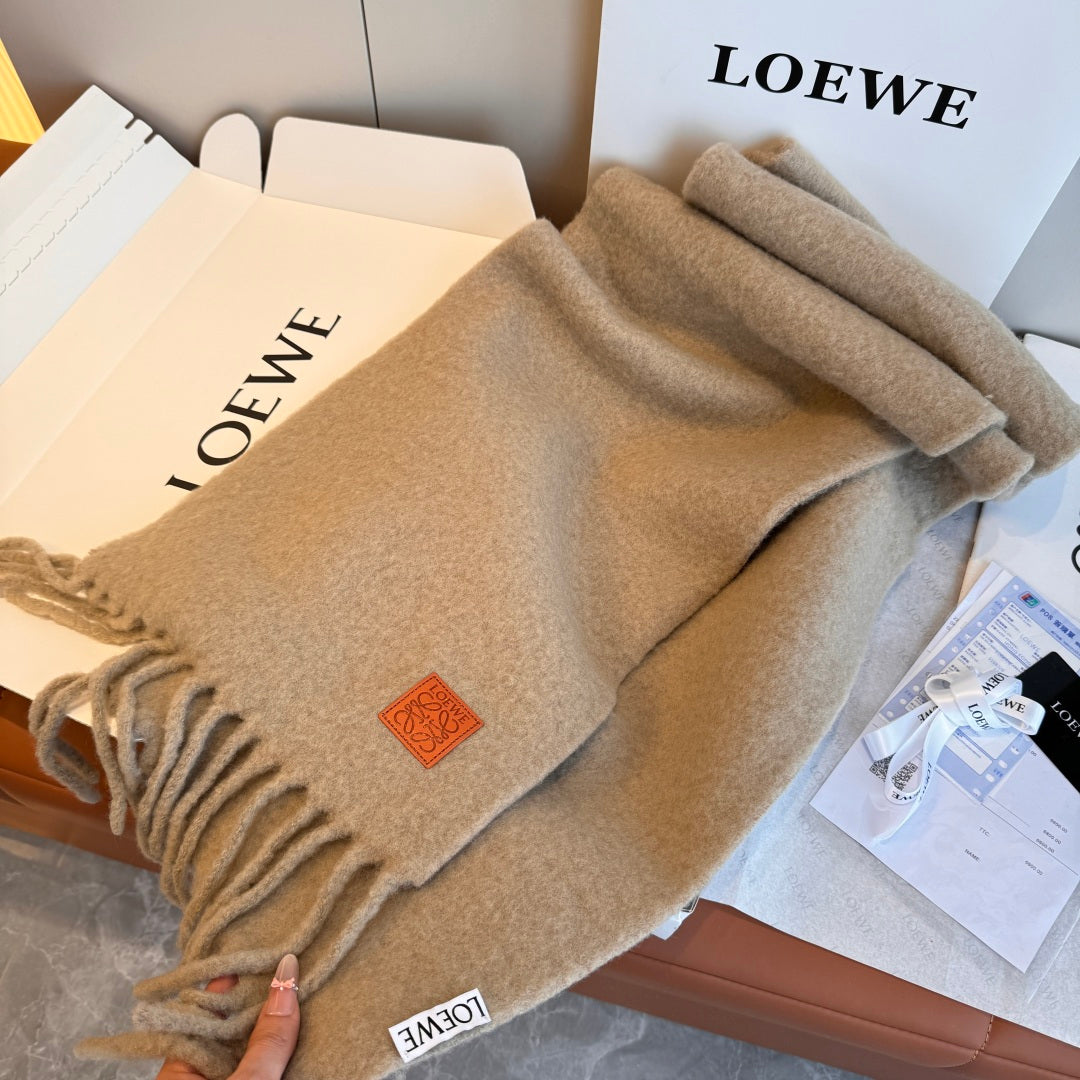 wool elegant Scarf for women - alternate angle view 6