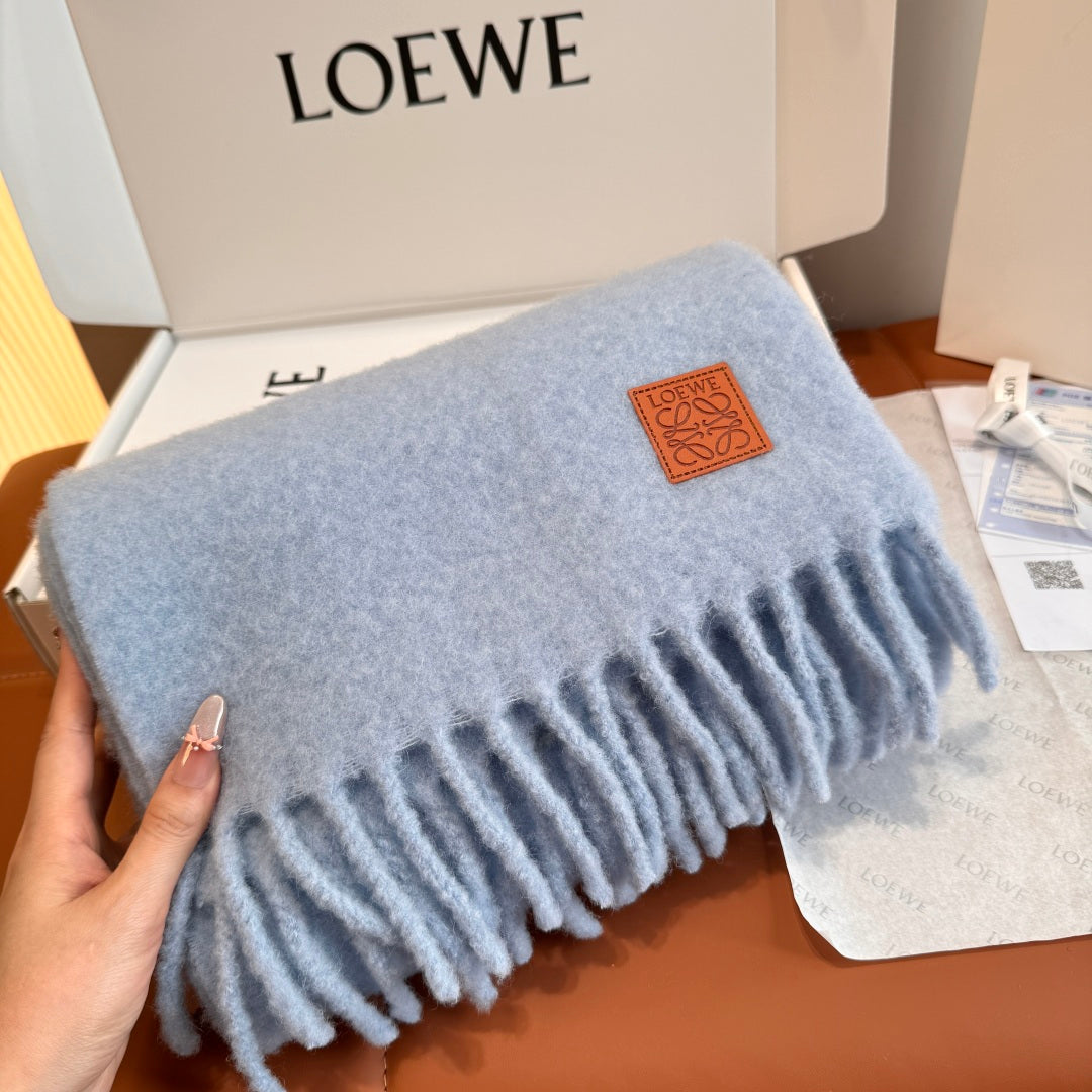 wool elegant Scarf for women - alternate angle view 4