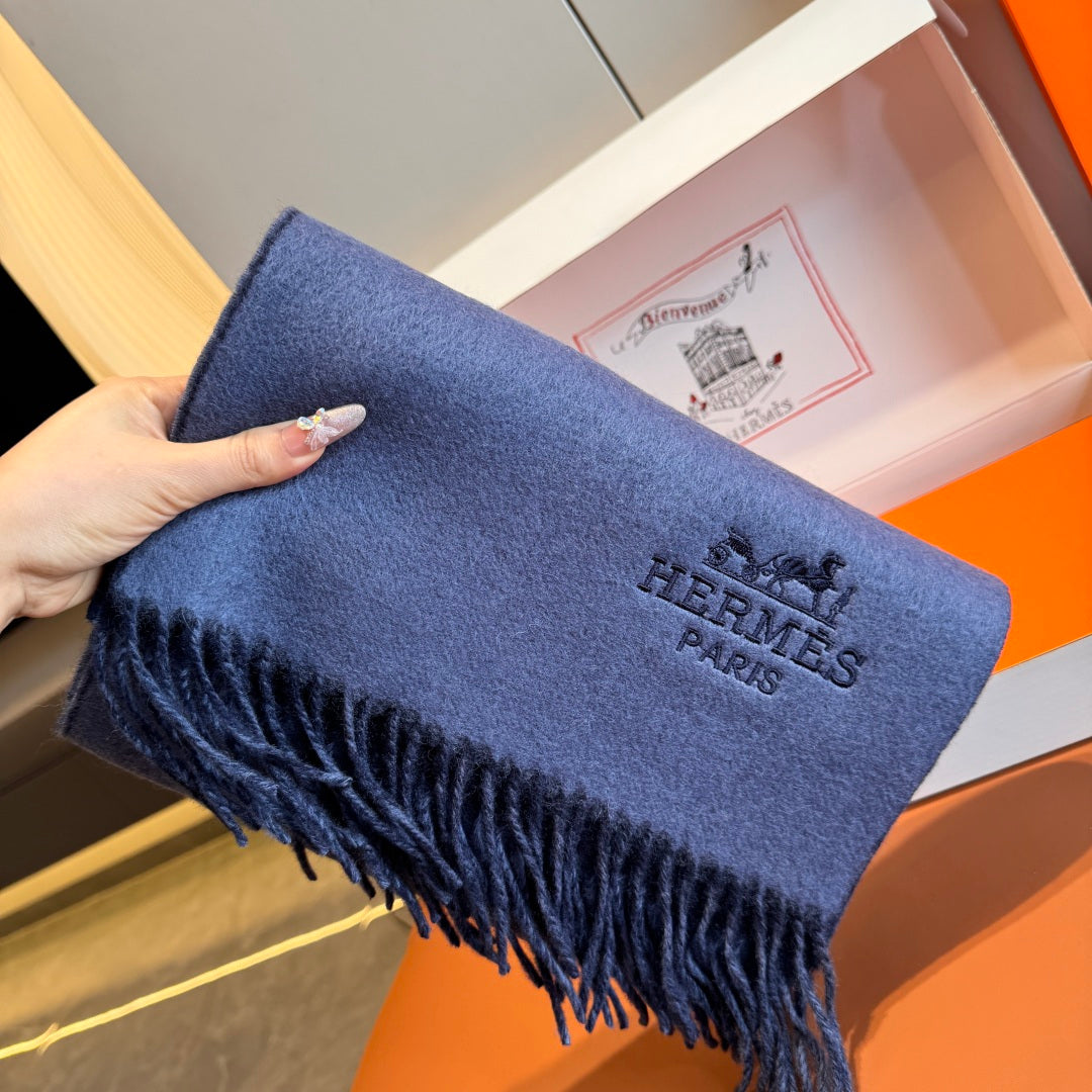 multicolor velvet Scarf for men - product detail view