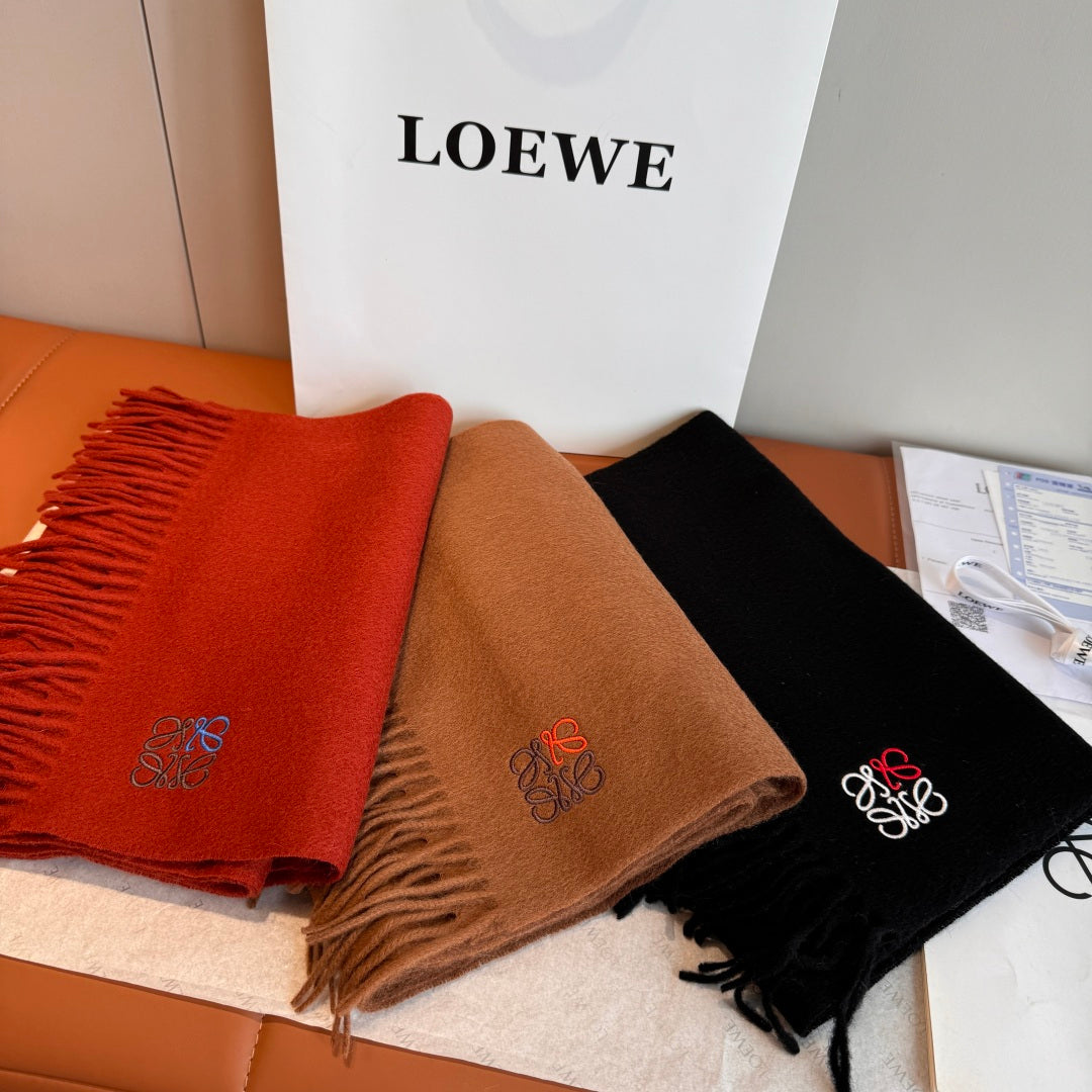 velvet minimalist Scarf for men - alternate angle view 3