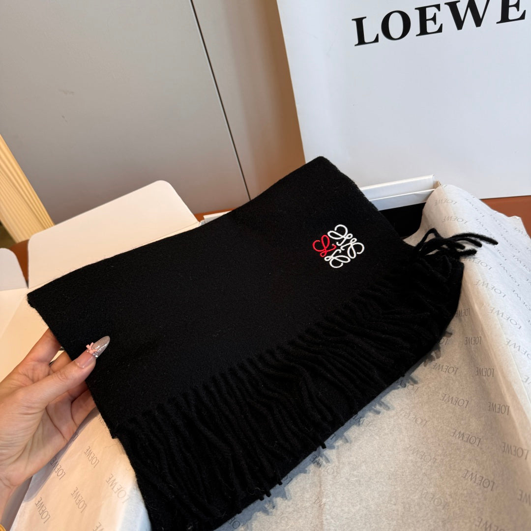 velvet minimalist Scarf for men - alternate angle view 6