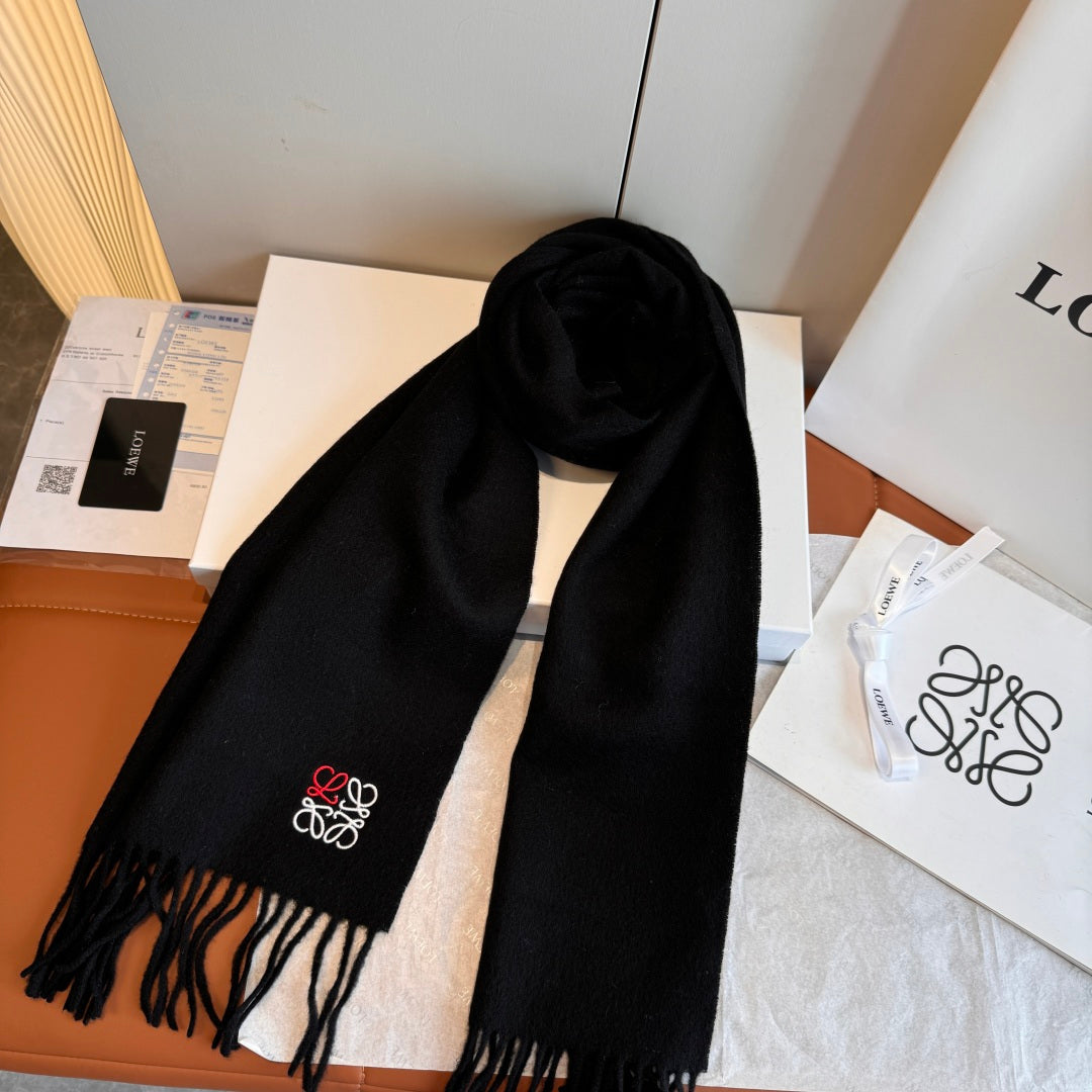velvet minimalist Scarf for men - alternate angle view 7