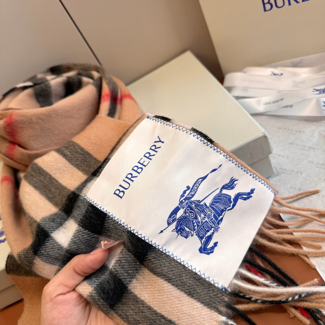 stylish Scarf for men - alternate angle view 9