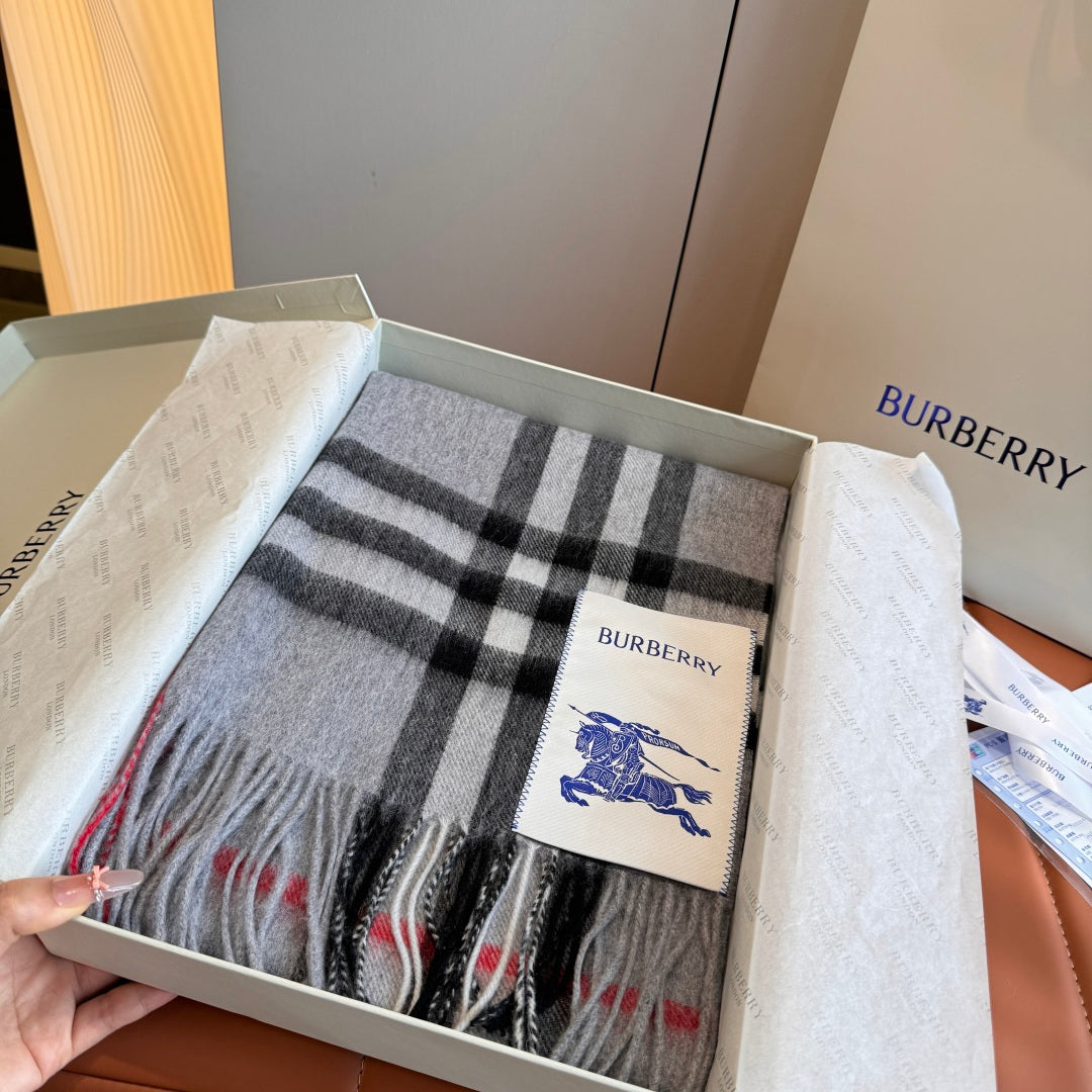 stylish Scarf for men - alternate angle view 4